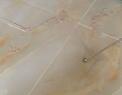 姚安瓷砖空鼓维修公司分享粘合剂选择不当在瓷砖铺贴过程中可能导致以下问题